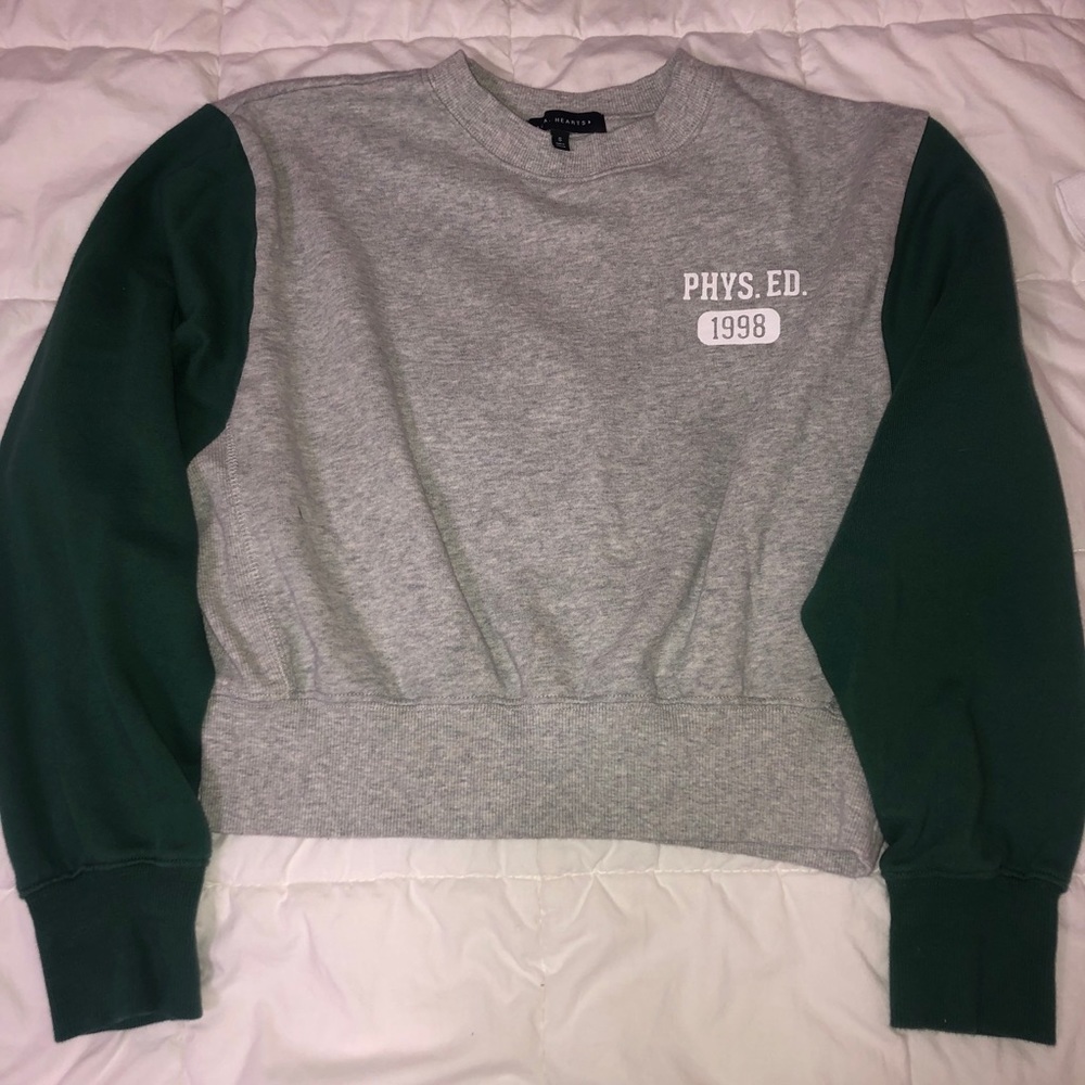 LA Hearts pull-over sweater // Size Small